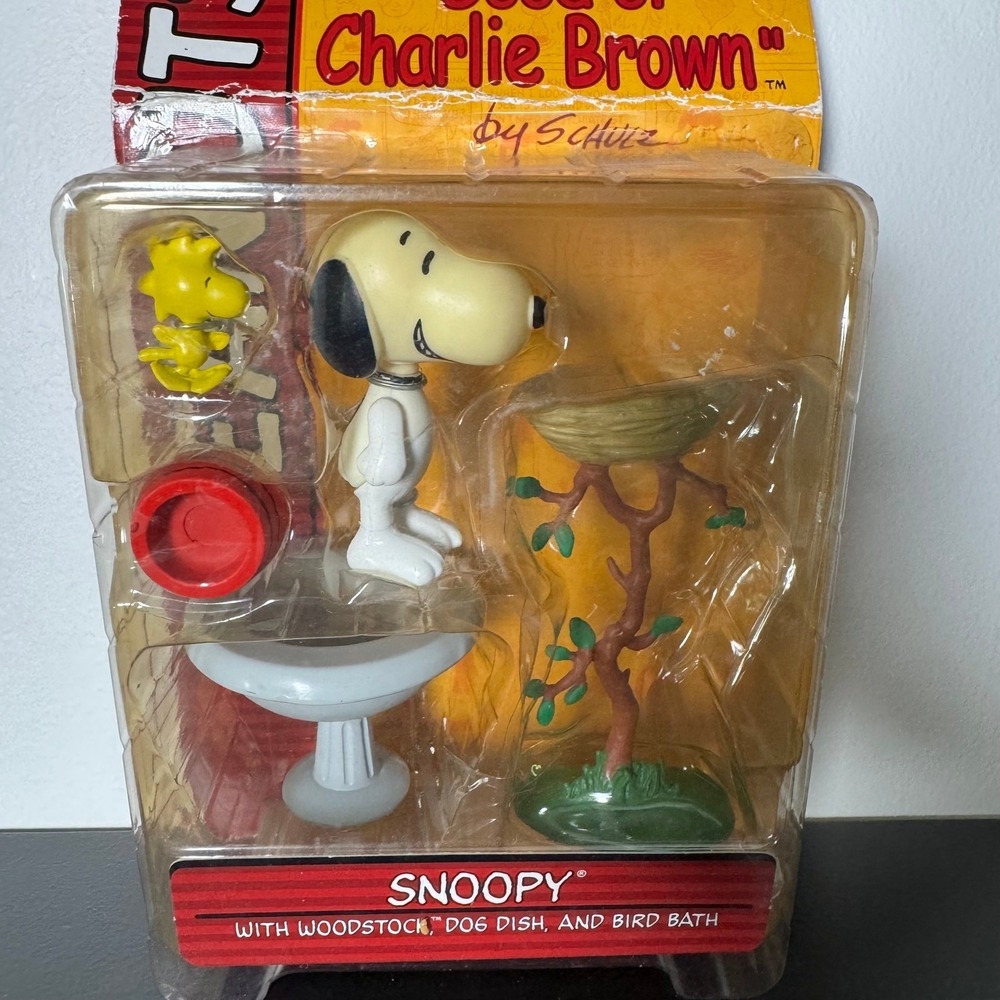 Memory Lane Peanuts "Good Ol Charlie Brown" Snoopy Woodstock Dog Dish Bird 2002